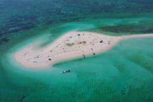 Pulau Derawan yang Wajib Ramai saat Musim Libur