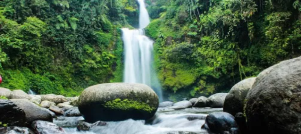 Air Terjun Tansi Ampek: Pesona Alam Eksotis